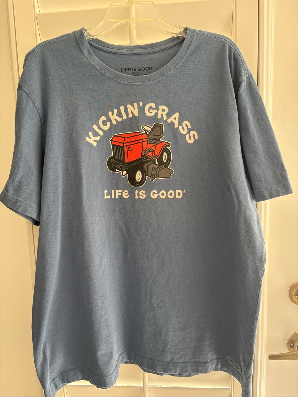 Life is Good “Kickin' Grass” Tee. Sz XL.